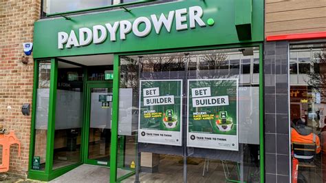 Paddy Power .